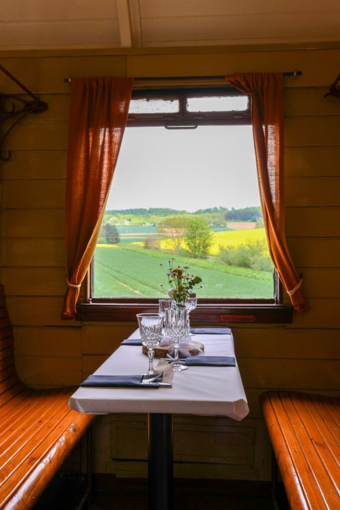 Blick aus dem Langenschwalbacher vor einem Hochzeitsessen